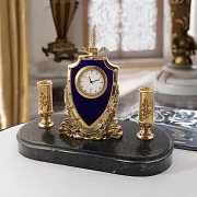 Подарочные часы «Наградные» со щитом, мечом и подставками — фотография 1
