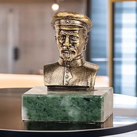 Бронзовый бюст «Ф.Э. Дзержинский» — оригинальный подарок