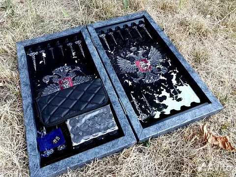 На память: Нарды под стеклом «Сверхдержава»