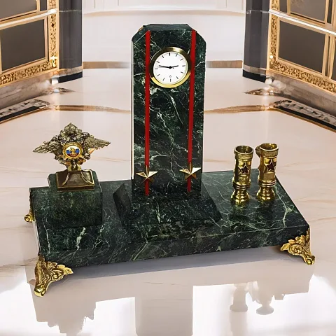Часы «Погон» с гербом МВД и подставками в подарок