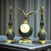 На память: Настольные часы «Каминный» с двумя подсвечниками — фотография 1
