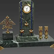 На память: Часы «Погон» с гербом ВВС и подставками — фотография 2